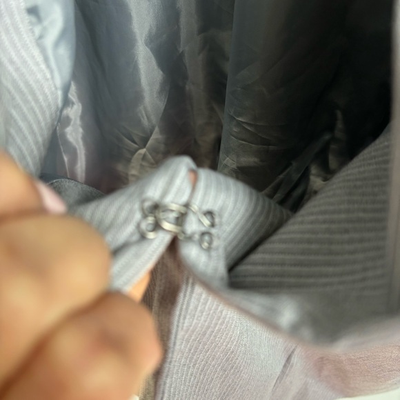 Lane Bryant Gray Pinstripe Blazer size 28 - Picture 4 of 6